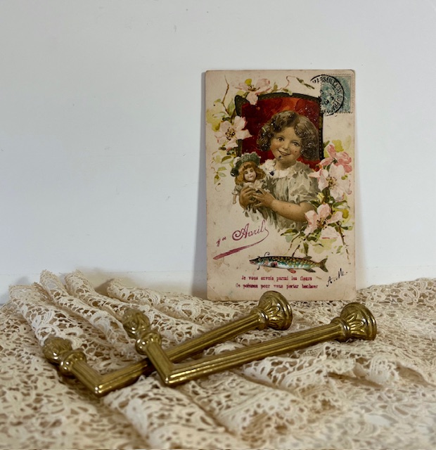 Set van 2 vintage Franse messing gordijnhouders