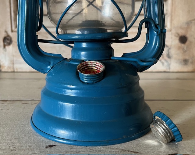 Metaloglobus nr. 104E blauwe lantaarn stormlamp