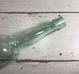 Mooi gevormde 1/2 liter fles (vaasje) blauw/groen glas