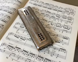 Vintage M. Hohner mondharmonica The Echo Harp Bell metal reeds