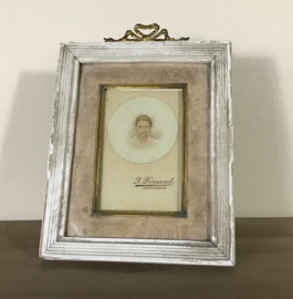 Antiek Frans strik lijstje met originele portretfoto ca 1880