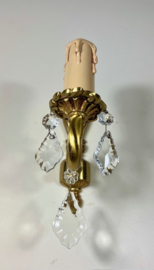 Vintage Frans bronzen wandlampje met kristallen glaspegels