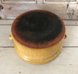 Provençaalse terracotta vuurpot kookpot geel geglazuurd