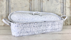 Grote Franse geëmailleerde vintage vispan wit blauw gewolkt