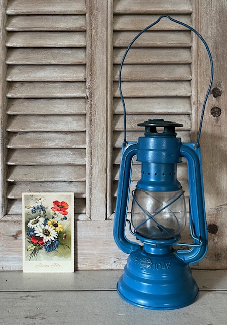 Metaloglobus nr. 104E blauwe lantaarn stormlamp