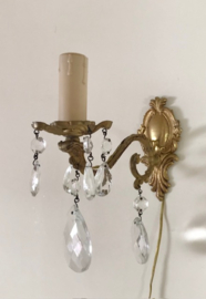 Antiek Frans bronzen wandlampje met glaspegels