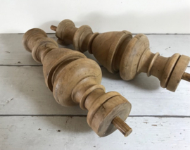 Set van twee Franse vintage houten balusterknoppen 30 cm
