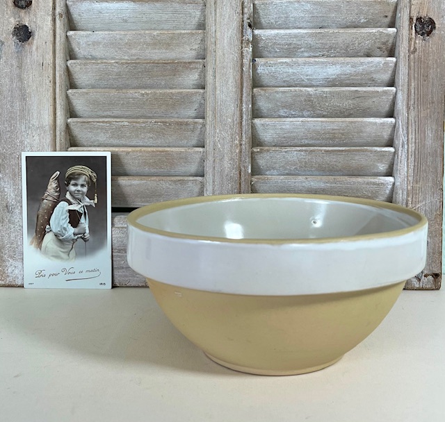Digoin Sarreguemines grès kom bowl beslagkom zandkleurig