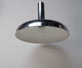 Space age hanglamp met spiegeling