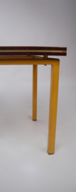 Vintage bijzettafel met jaren 70 tegeltjes