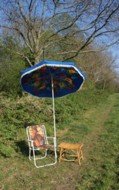 Vintage parasol blauw met bloemprint