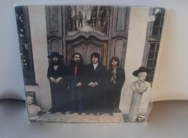LP The Beatles ; Hey Jude (the beatles again)