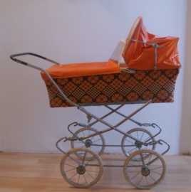 Vintage kinderwagen