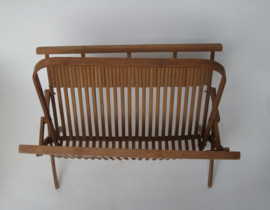 Vintage houten krantenbak
