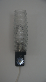 Wandlampje met reliëf glas