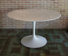 Space age tafel met marmeren blad- Eero Saarinen - Knoll