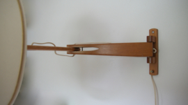 Houten wandlamp