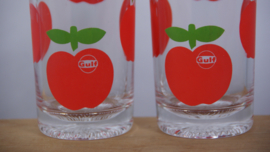 glas met rode appelprint