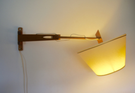 Houten wandlamp