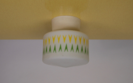 Vintage plafondlamp met melkglas