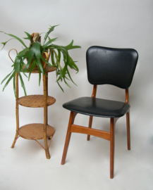Vintage eetkamerstoel met zwart skai leer