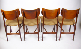 4 Vintage eettafelstoelen van teakhout