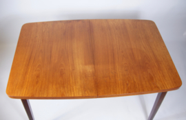 Vintage teakhouten eettafel , uitschuifbaar