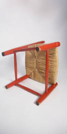 Houten kinderstoel met biezen /rood