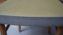vintage KOK stoel, licht hout met skai leren zitting