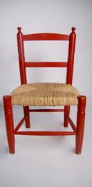 Houten kinderstoel met biezen /rood