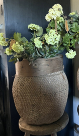 Mand van riet, oud.-  mand 1