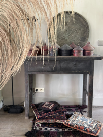 Sidetable, oud, verweerd hout