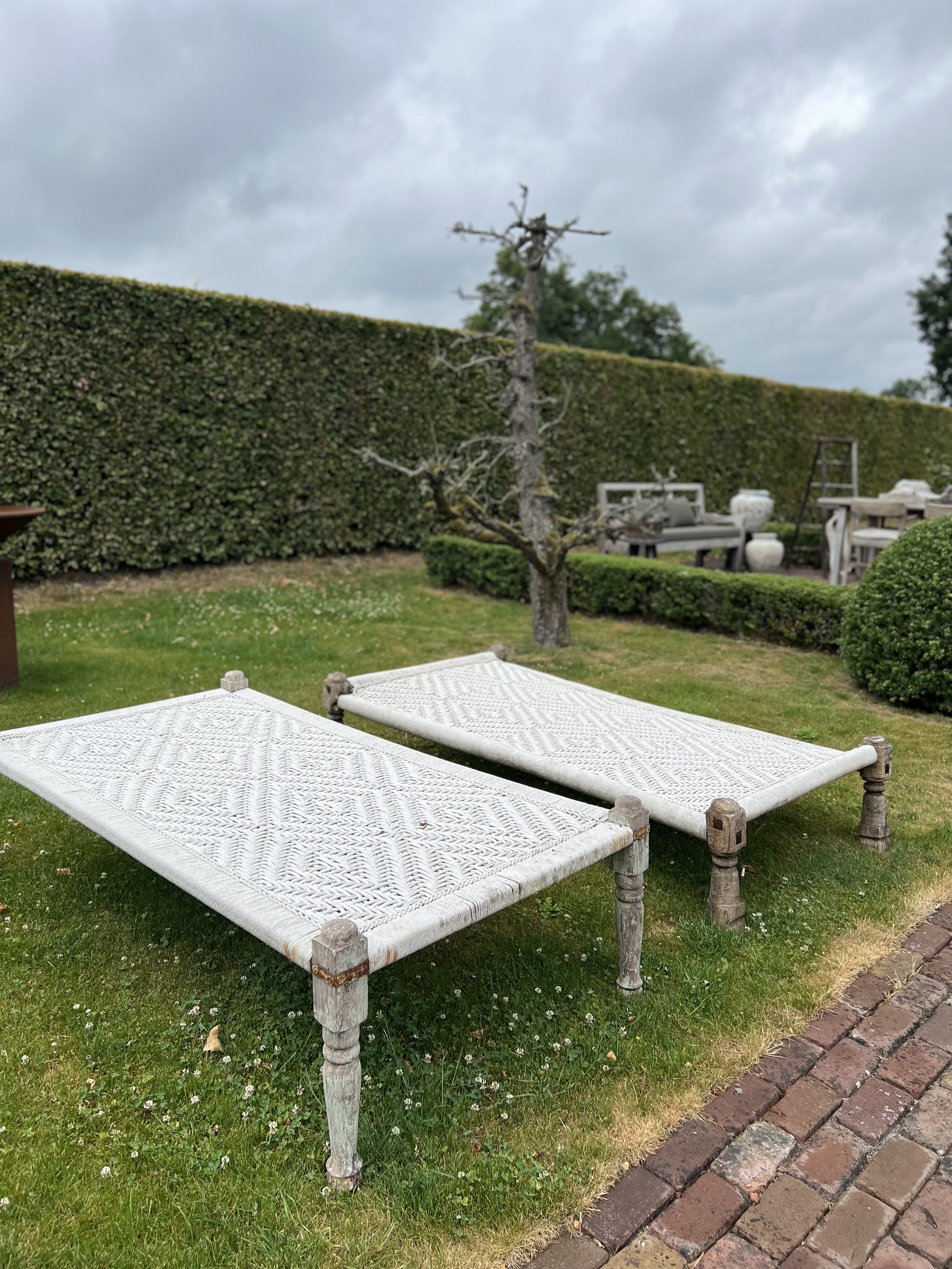Daybed India - Ibiza style- Charpoy - rechtse bedje - koopje
