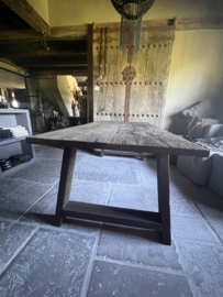 Stoere rough tafel oud hout met A- poot- 2m-1m