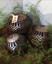 Set roestballen van 3