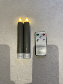 Dinerkaars klein 13 cm hoog -per 2 st. - Rustiek grijs - afstandbediening inbegrepen
