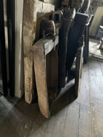 Trog met handvat, houten bak