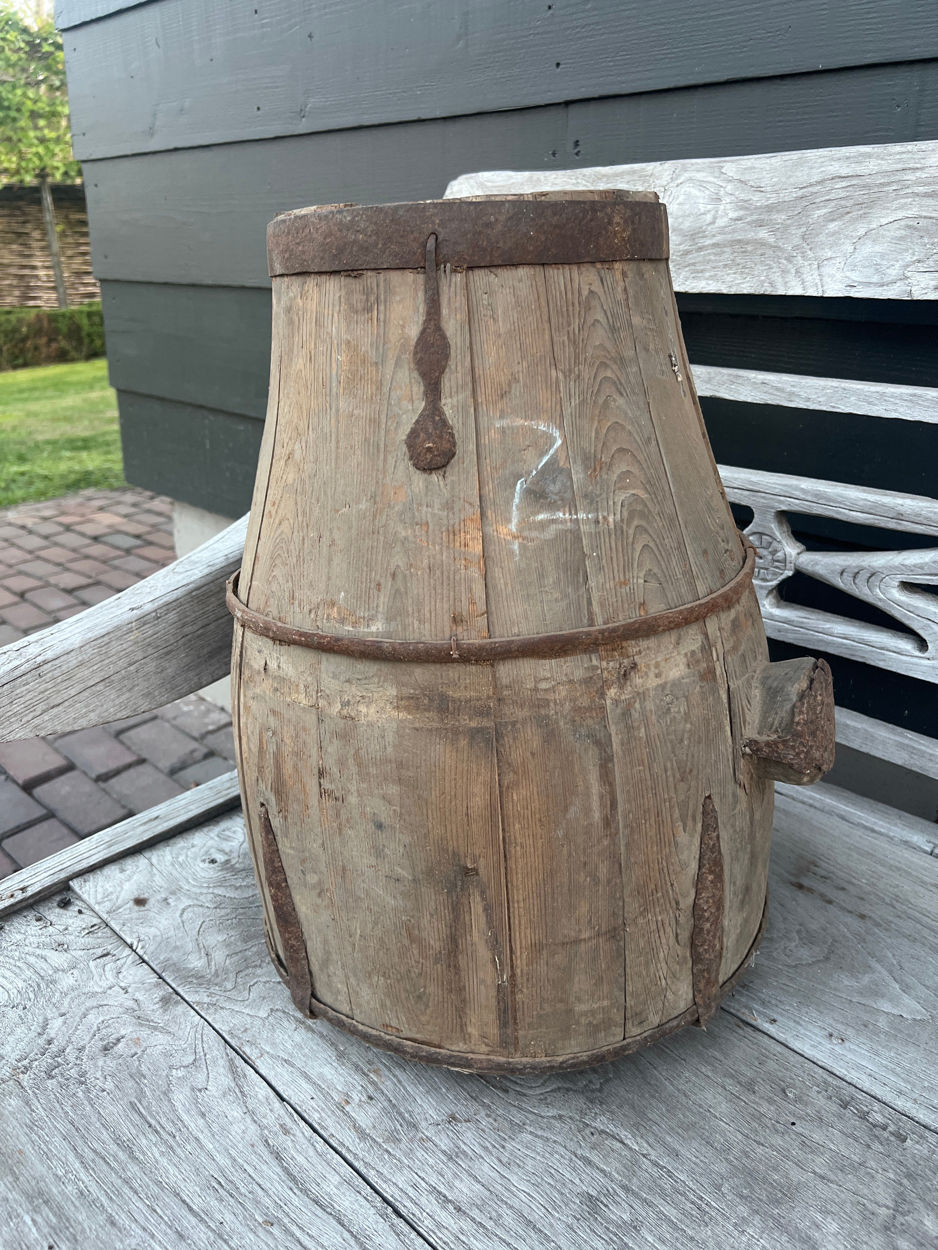 Karnton W7 - oud wijnvat