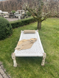 Daybed India - Ibiza style- Charpoy - ingescheurde pootje