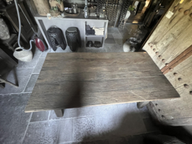 Stoere rough tafel oud hout met A- poot- 2m-1m