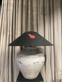 Kruiklamp uit aardewerk