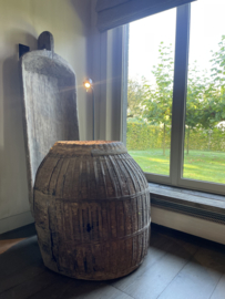 Gigantische unieke  mand met deksel