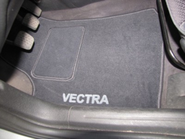 Opel Vectra B 1995-2002 - Bijpassende set CLASSIC Velours automatten