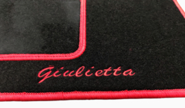 Alfa Romeo Giulietta 2010-2016 -CLASSIC Velours automatten met logo