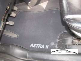 CLASSIC Velours automatten met logo Opel Astra G 1998-2009