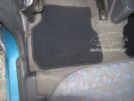 Mazda 121 DB 1990-1996 - Bijpassende set CLASSIC Velours automatten