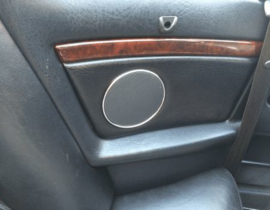 AUDI B4 cabrio - Verchroomde aluminium achter speakerringen
