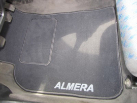 CLASSIC Velours automatten met logo Nissan Almera N15 1995-2000