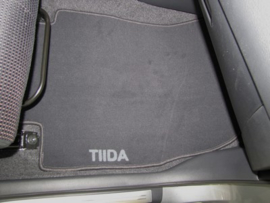 CLASSIC Velours automatten met logo Nissan Tiida 2007-2012