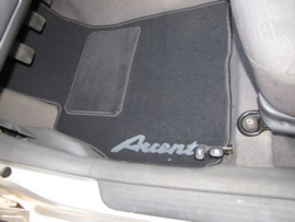 Hyundai Accent I 1995-1999- Bijpassende set CLASSIC Velours automatten